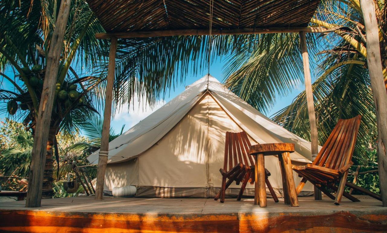 فندق Glamp Ikal تولوم المظهر الخارجي الصورة